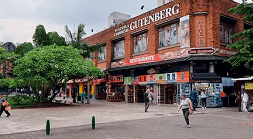 Plaza Comercial Gutenberg