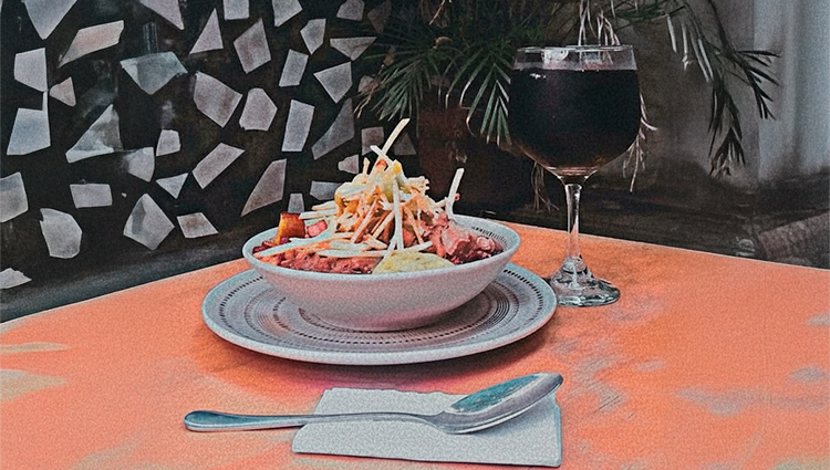 Wiqu Gastrobar Casa Cultural